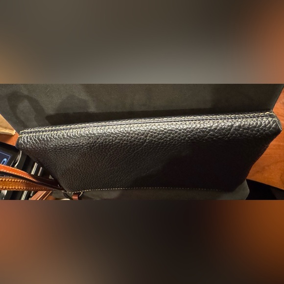 Dooney & Bourke Pebble Grain Double Zip Wristlet Black - Picture 12 of 14